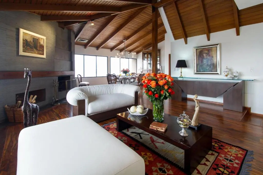 The Penthouse Lodge
