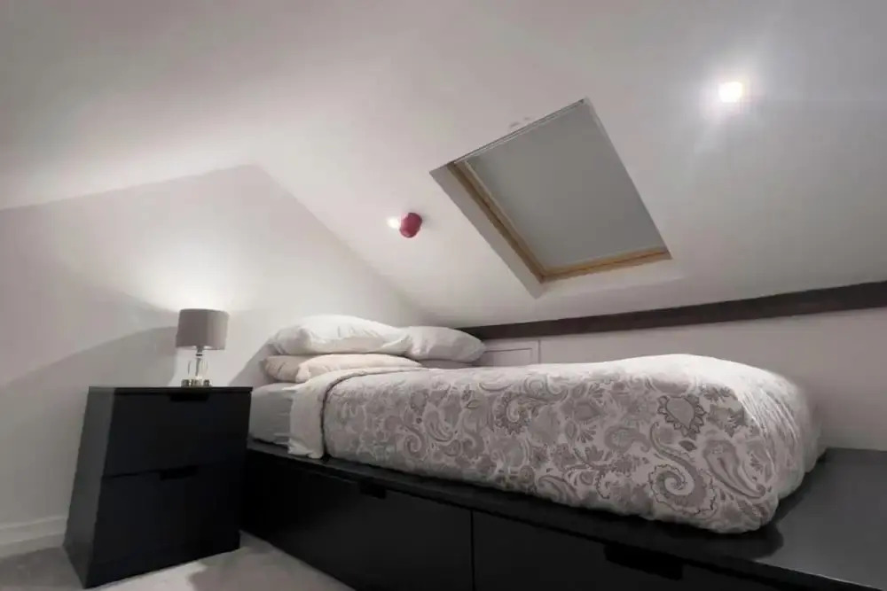 Apartmentsleeps8-wifi-famillyfriendly-citycentre