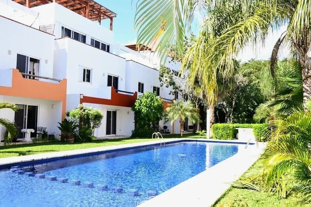 Casa Sol Playa del Carmen / Villas with swimming pool close to the beach