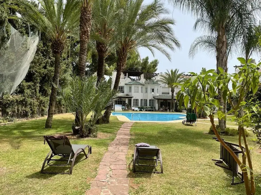 Spacious house with private pool next to Golf Club