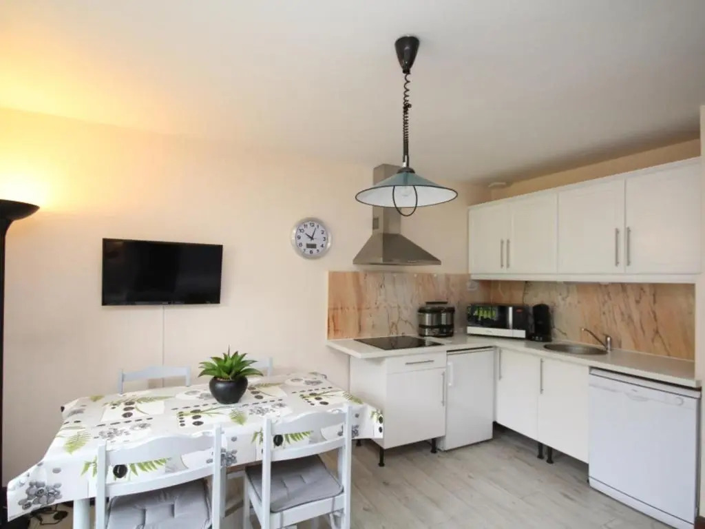 Appartement Mont-Dore, 2 pièces, 4 personnes - FR-1-608-86