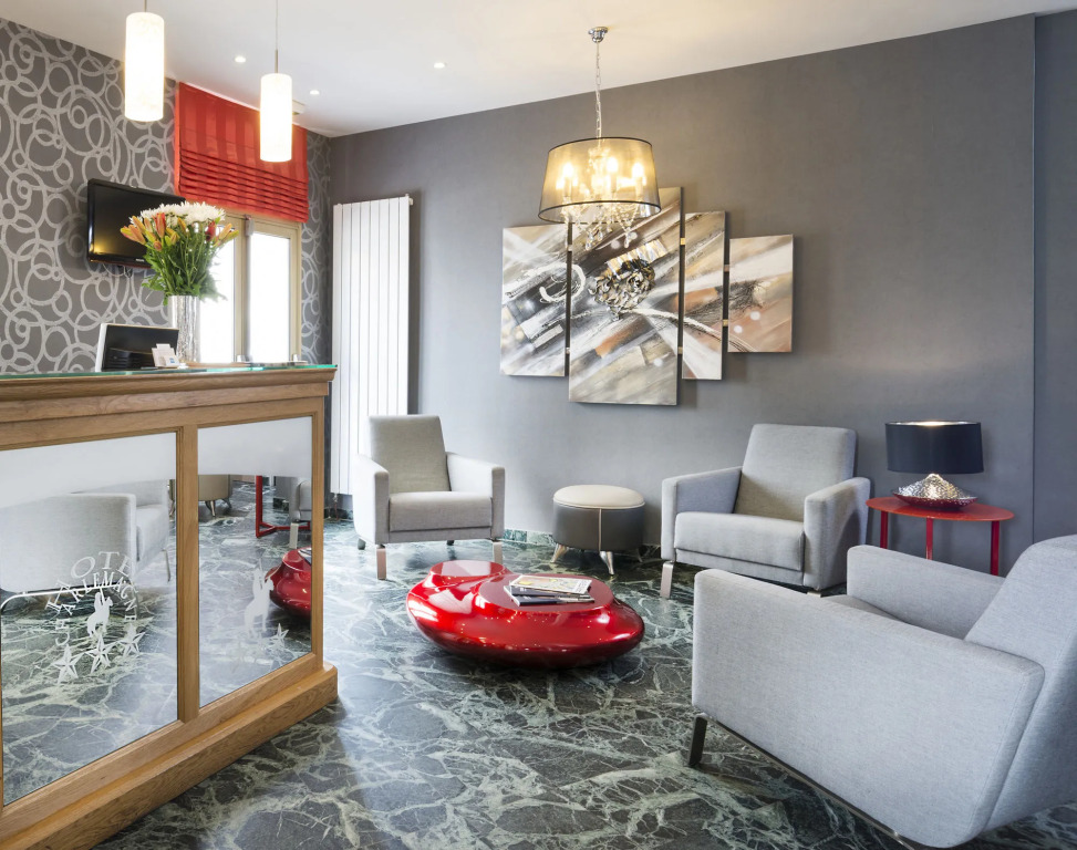 Hotel Charlemagne