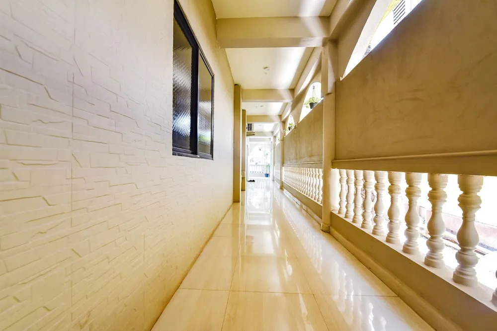 Sulit Comforts By OYO Rooms