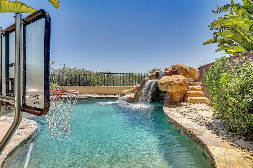 LA Costa Valley Newly Remodeled Gem