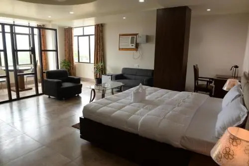 Hotel Lake Shilloi