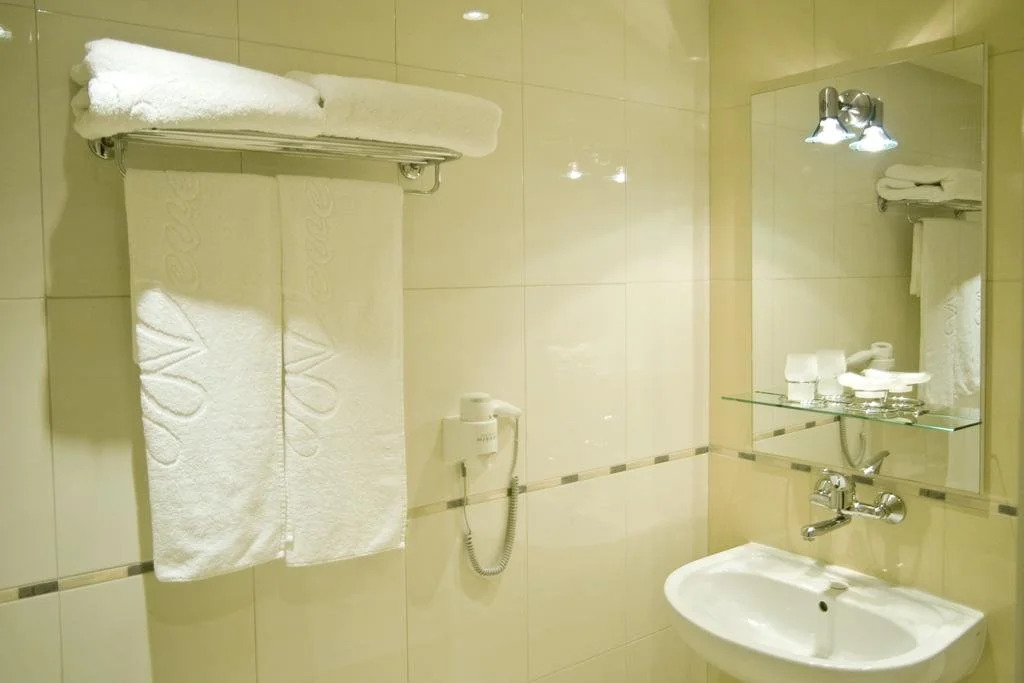 Neven Hotel