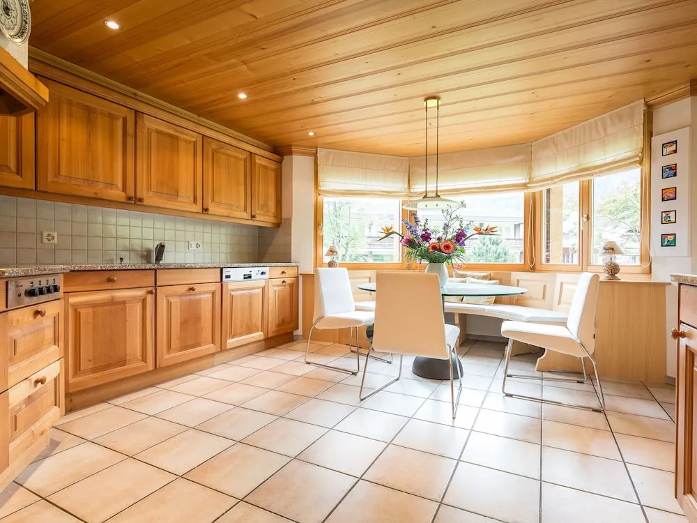 Luxurious Chalet in Zweisimmen near Ski Area