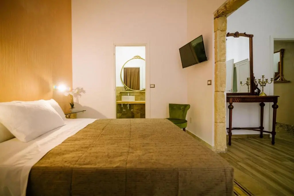 Regina Elena Rooms