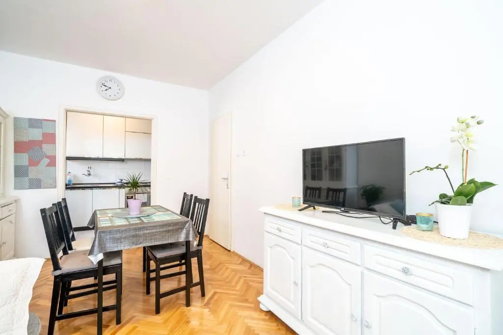 Apartment Rose 2