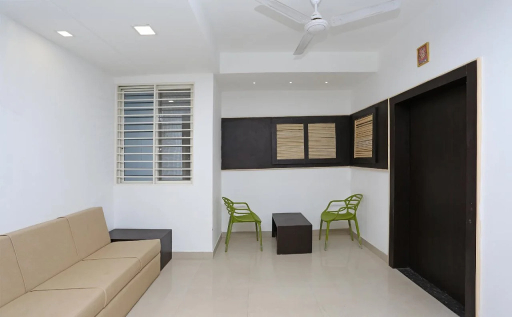 FabHotel Konark Green