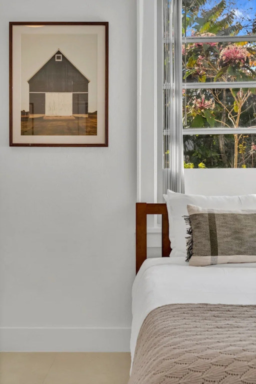 Spacious Stylish 2BR Retreat Near Victoria Park