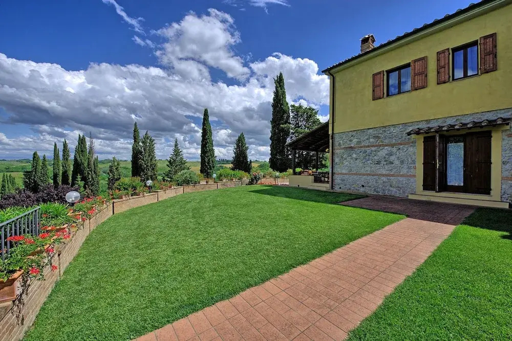 Villa Sabrina by PosarelliVillas