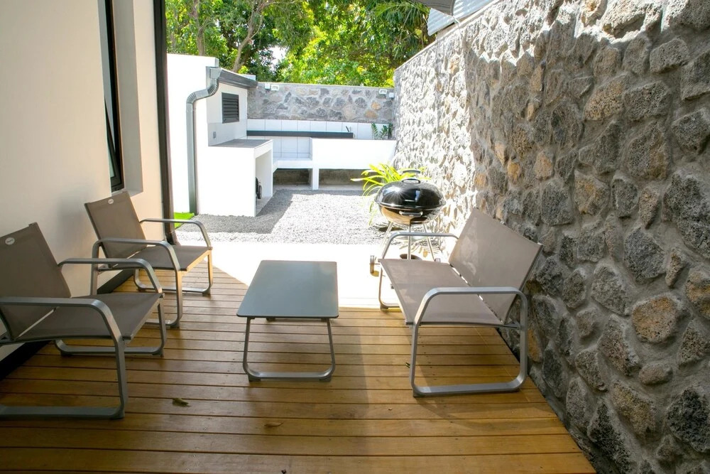 House With 3 Bedrooms in La Ligne-des-bambous, With Pool Access, Enclo
