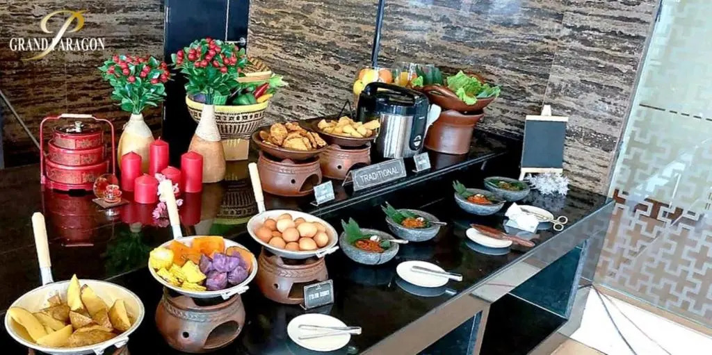 Grand Paragon Hotel