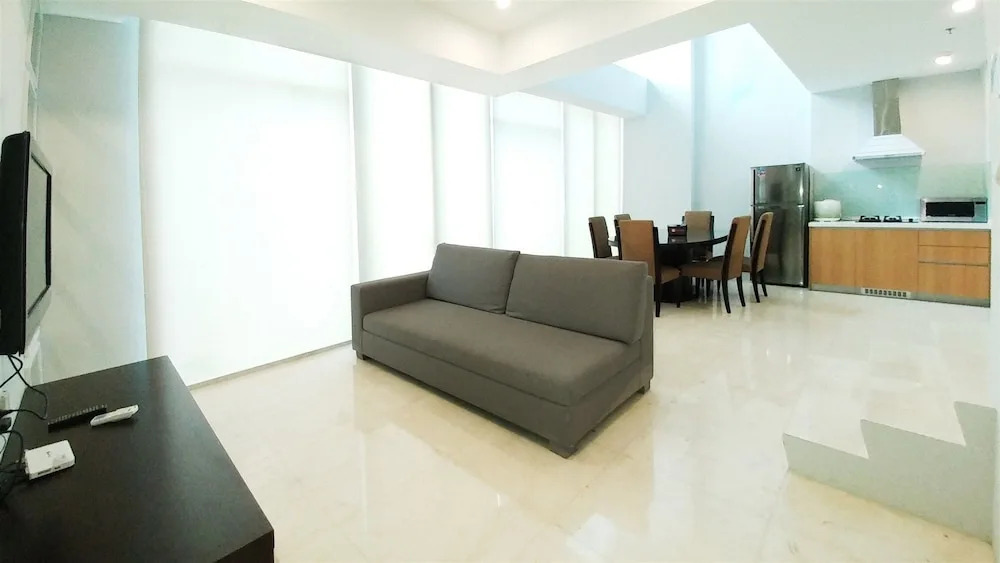 Luxury Spacious Satu8 Apartment Near Lippo Puri