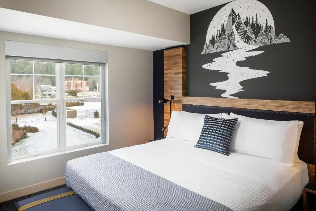 voco Saranac Lake NY - Waterfront by IHG