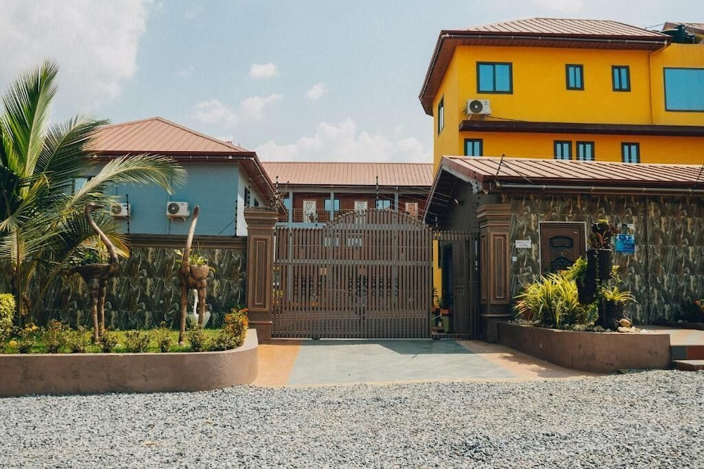 Milady Hotel