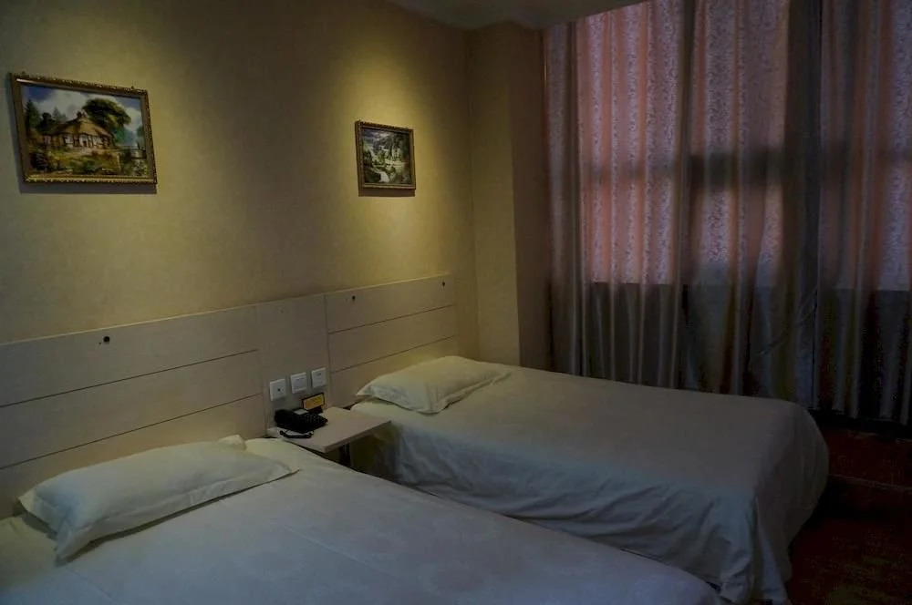 Kaisi Express Hotel