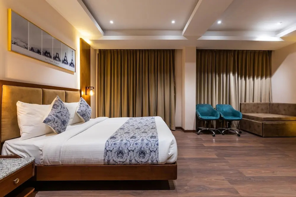 Sky Line Club Resorts