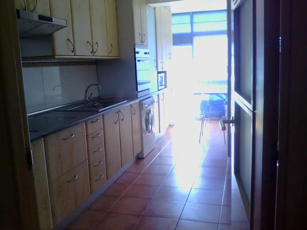 PISO DE 3 HABITACIONES, CON GARAJE INCLUIDO, A 1500 metros de la CATEDRAL