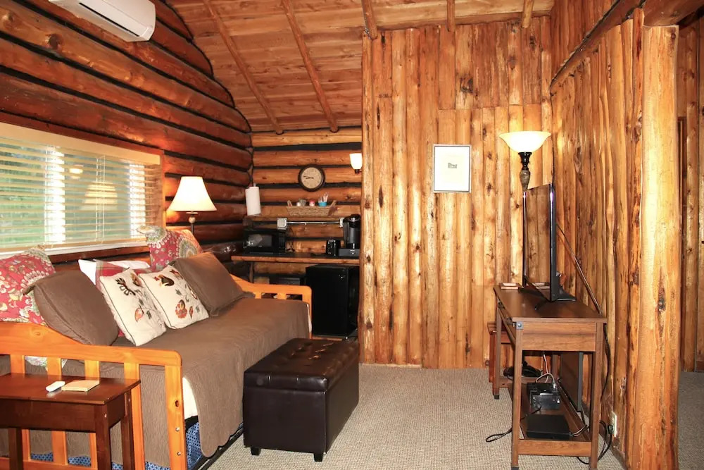 Yellowstone Hot Spring Cabins