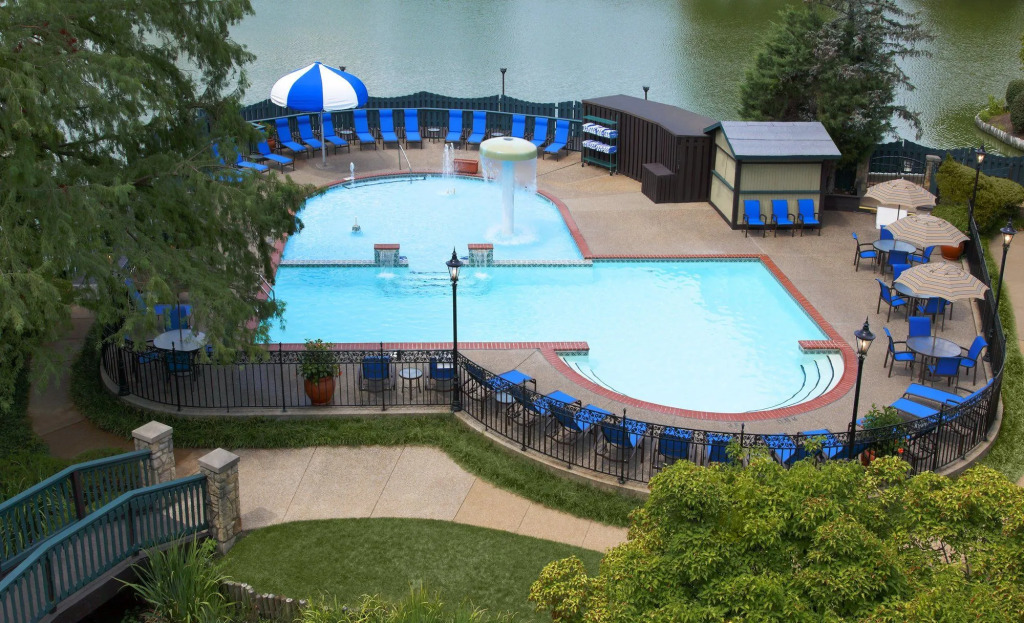 Sheraton Westport Plaza