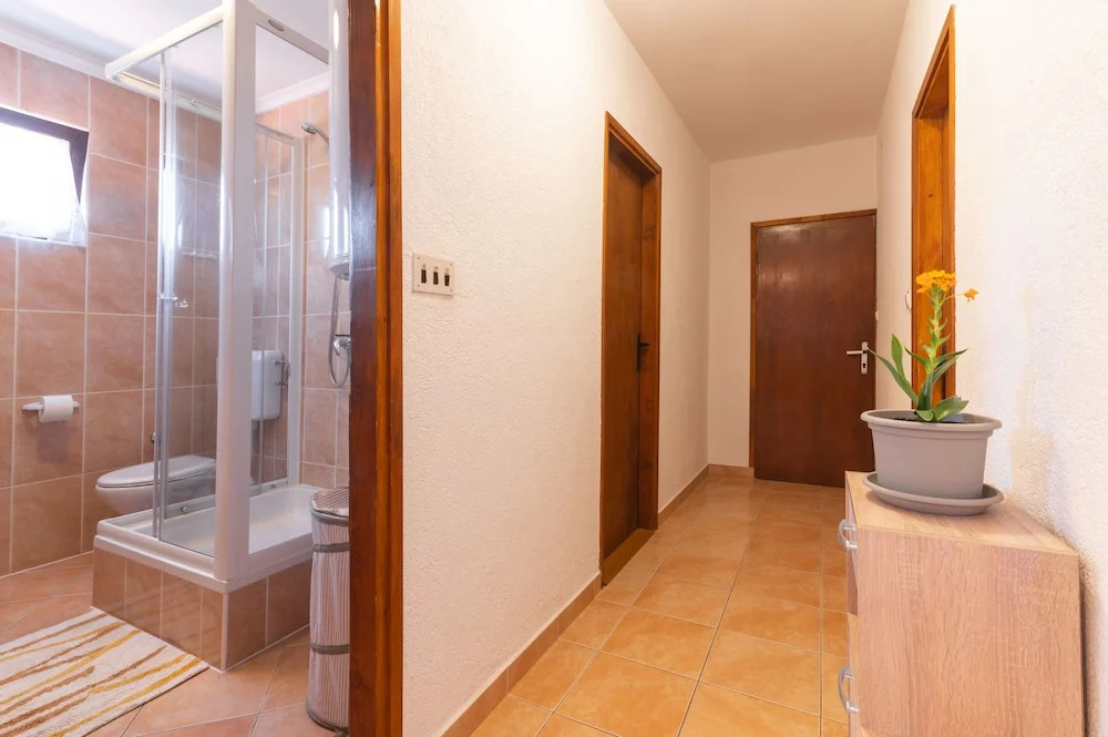 Seafront Spacious Apartment Spazzio