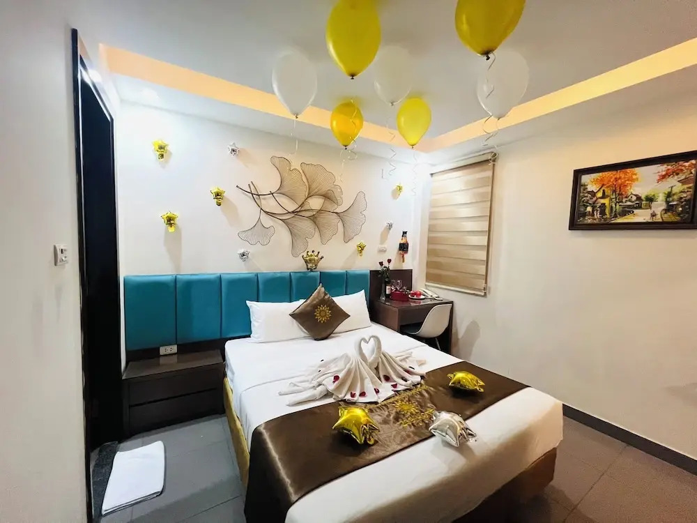 Hotel 239
