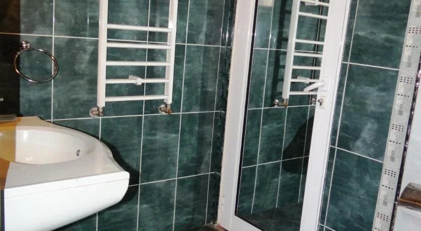 Guest Rooms Kom