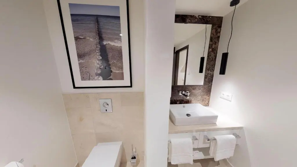 White Pearl Apartment 3.08