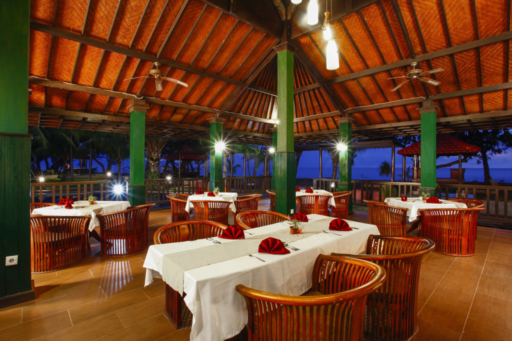 Puri Saron Hotel Baruna Beach Lovina