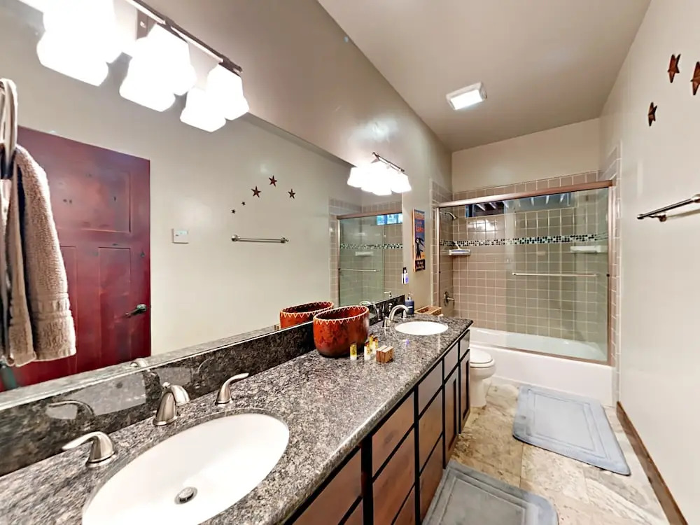 1857 High Meadow Trl Home 4 Bedrooms 2.5 Bathrooms Home