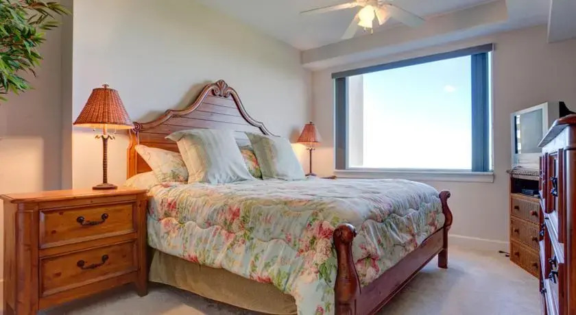 Surf Club II 305 by Vacation Rental Pros