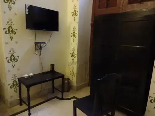 Massimo Guest House