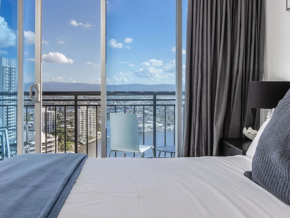Towers of Chevron - Private Apartments - Hosted by Coastal Letting Co