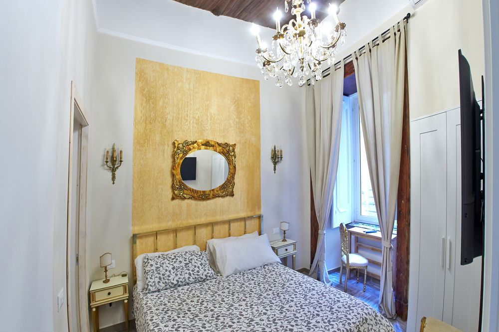 Corso 211 Beds & Suites