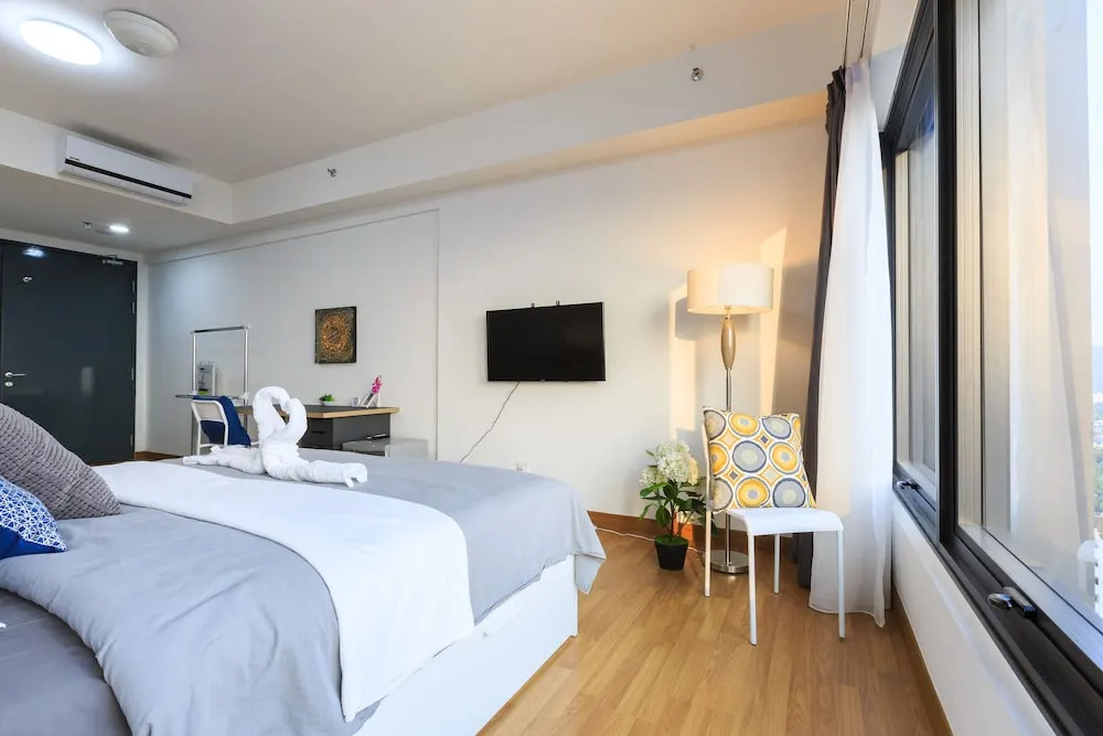 Tropicana 218 Macalister Snooker 3bedrooms by KS