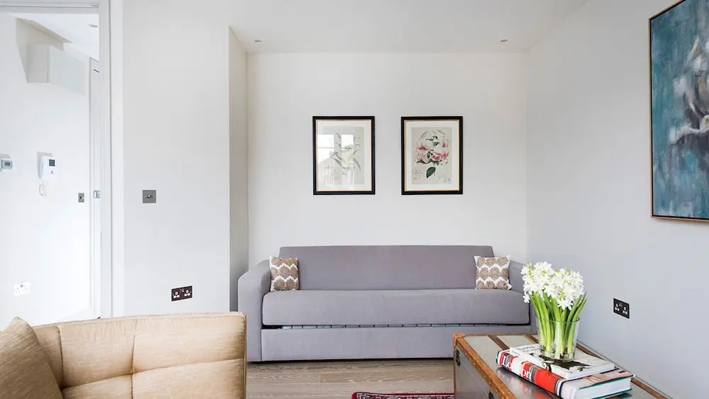 Bright and Modern 1BR flat in West London