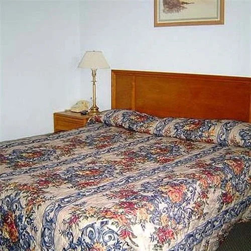 Economy Inn Plymouth