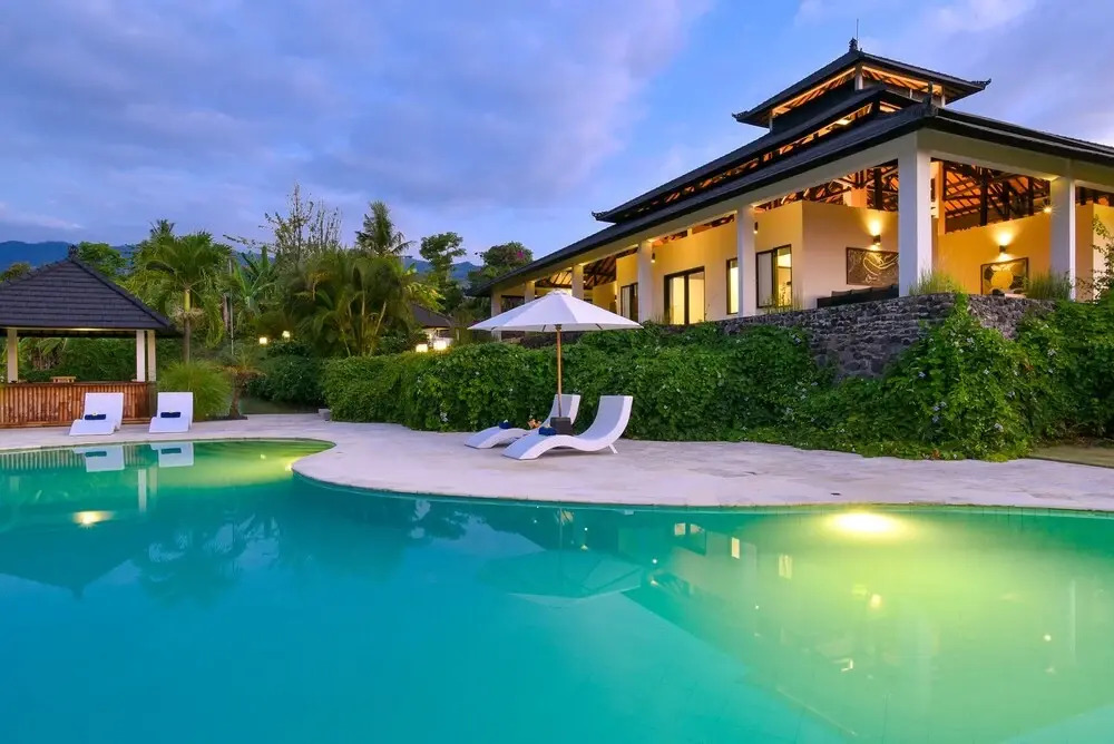 Lovina Residence