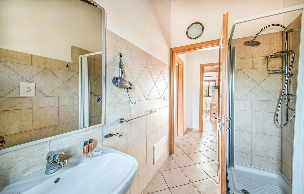 Beautiful Apartment in Trinita´d´agultu OT With 1 Bedrooms, Wifi and Outdoor Swimming Pool