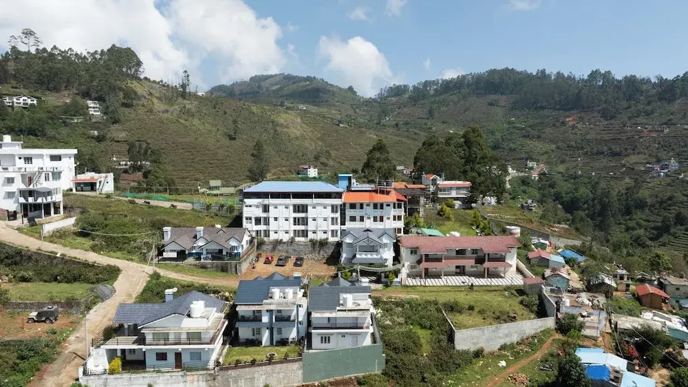 Thalir  Nest Valley View