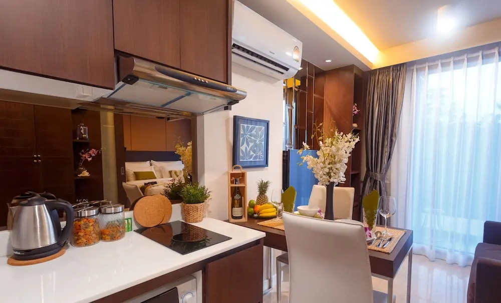 Aristo Resort Phuket 620 by Holy Cow