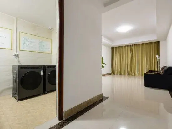 City Comfort Inn Hotel (Daxin Detian Square)