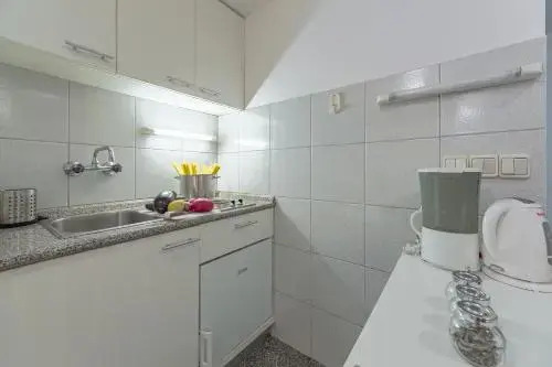 Apartments Lodra