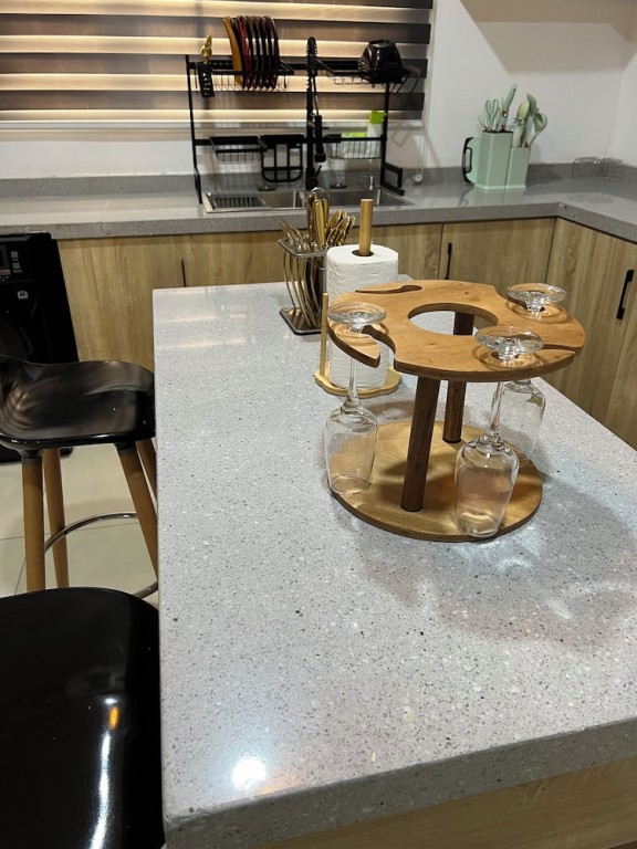 D&S Shortlets