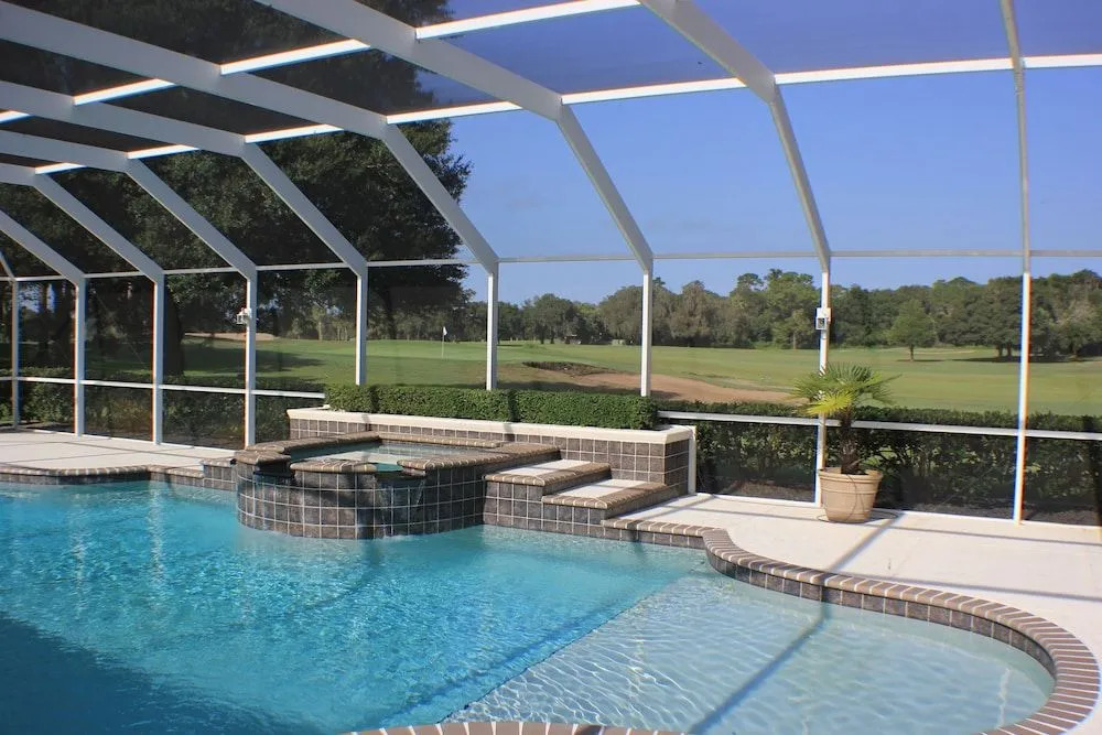 Amazing Pool With Golf View 3 Bedroom Home by Redawning