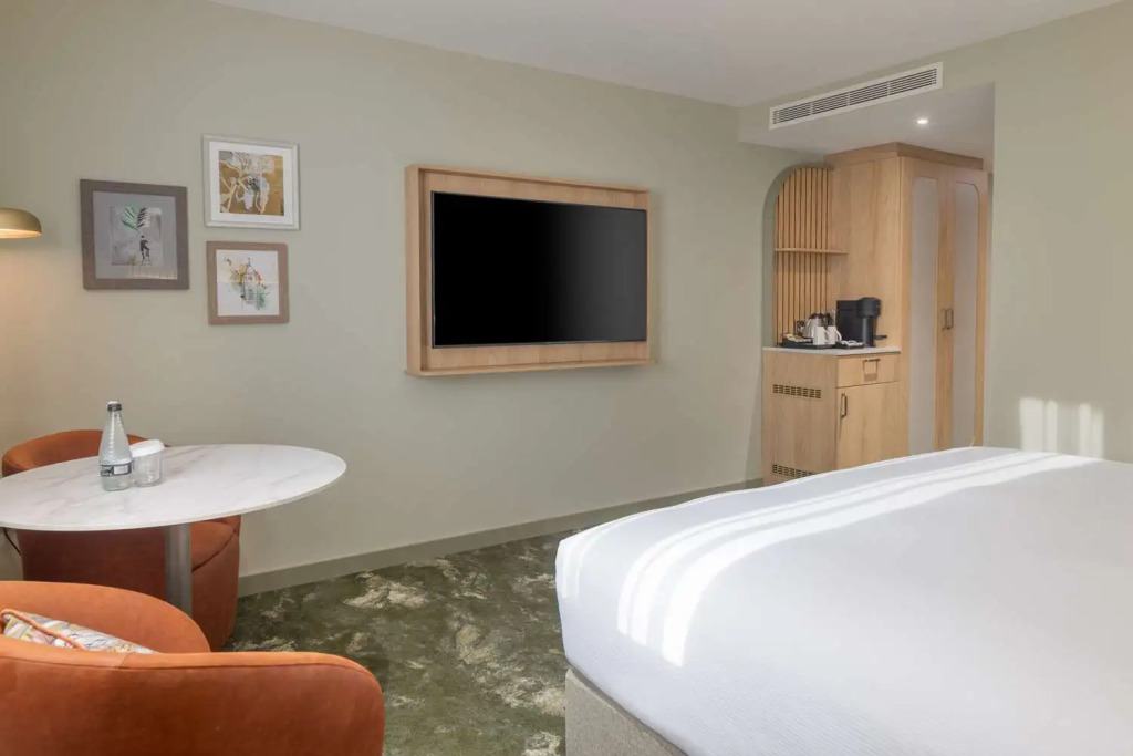 DoubleTree by Hilton Bristol North