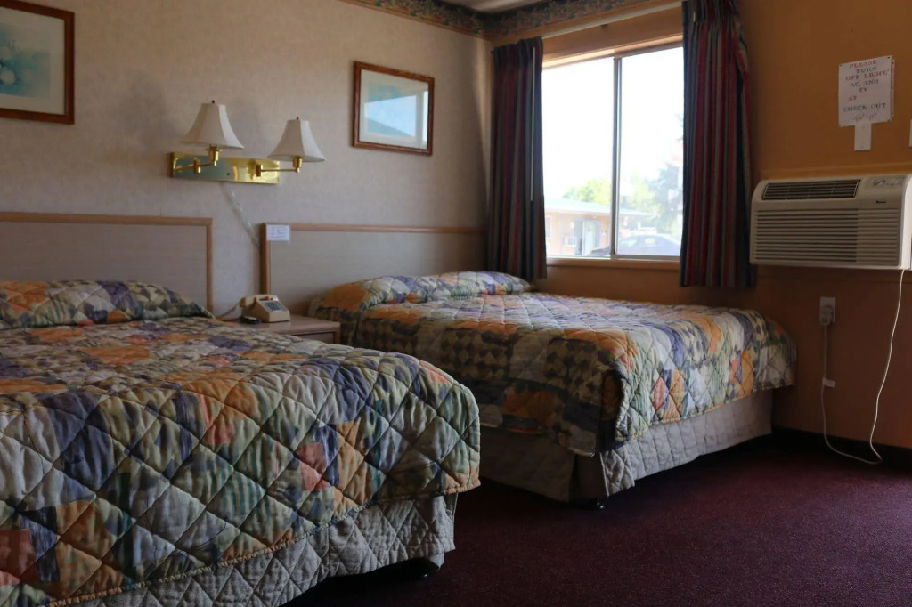 Studio 6 Suites - Albany, OR