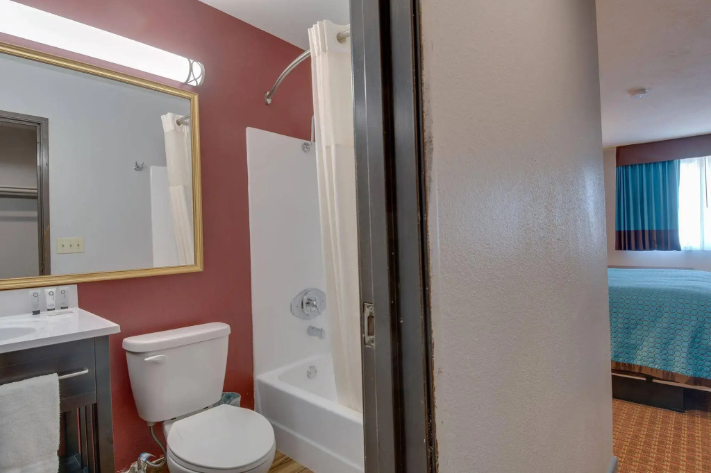 Americas Best Value Inn Hayward